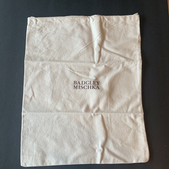 Badgley Mischka Gold Peep-Toe Evening Pumps - Picture 11 of 11